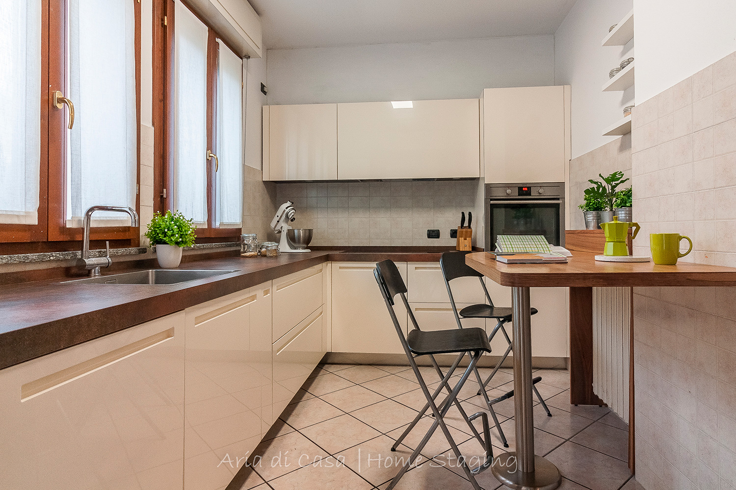 Casa Marisa Home staging in trilocale abitato a Carimate (CO).