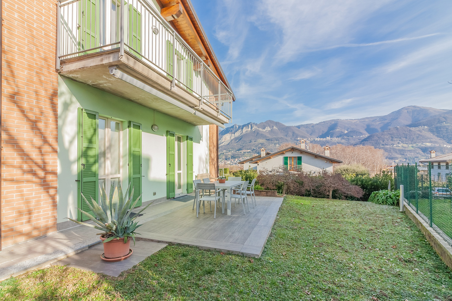 Come ti trasformo la casa della nonna: l'esempio ad Asso (CO).
