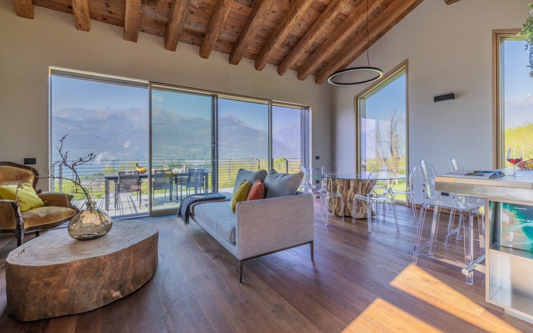 Airbnb aumenta le commissioni per gli host: come mantenere competitiva la tua casa vacanze sul Lago di Como